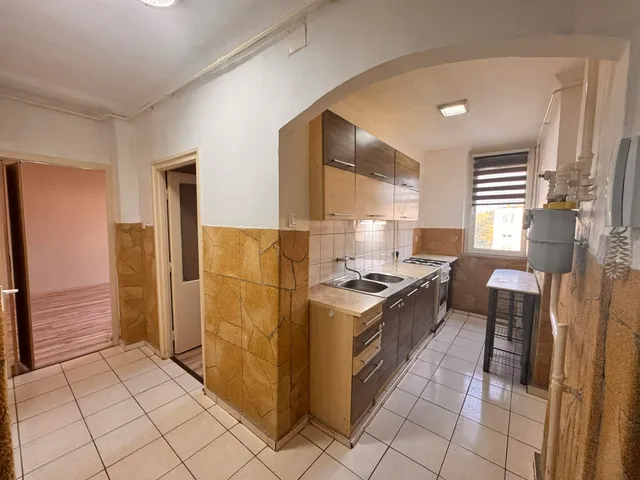 Eladó lakás Kazincbarcika 49 nm