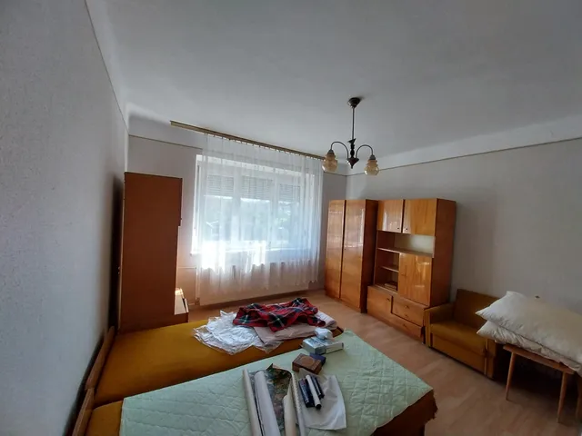 Eladó ház Kazincbarcika, Újkertváros 160 nm
