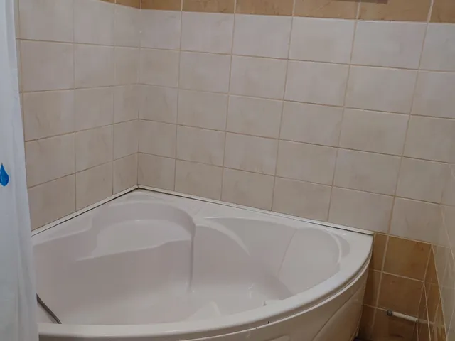 Kiadó lakás Kazincbarcika, Belváros, Építők útja 20 50 nm
