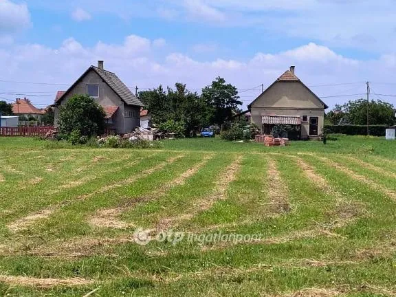 Eladó telek Rákócziújfalu 968 nm