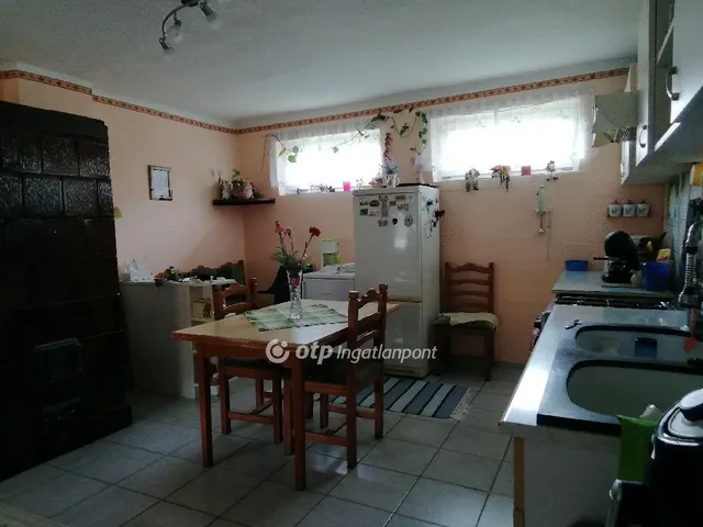 Eladó ház Tiszafüred 108 nm