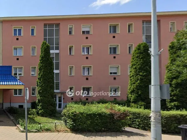 Eladó lakás Szolnok 63 nm