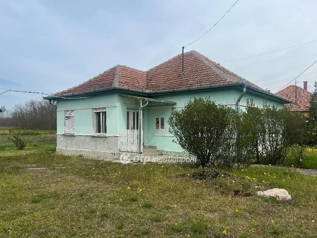 Eladó ház Újszilvás 90 nm