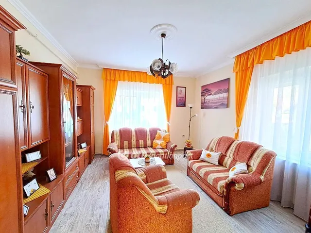 Eladó ház Szolnok 86 nm