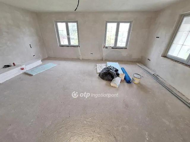 Eladó ház Tiszakécske 144 nm