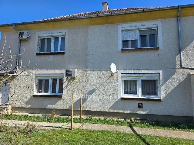 Eladó lakás Martfű 55 nm