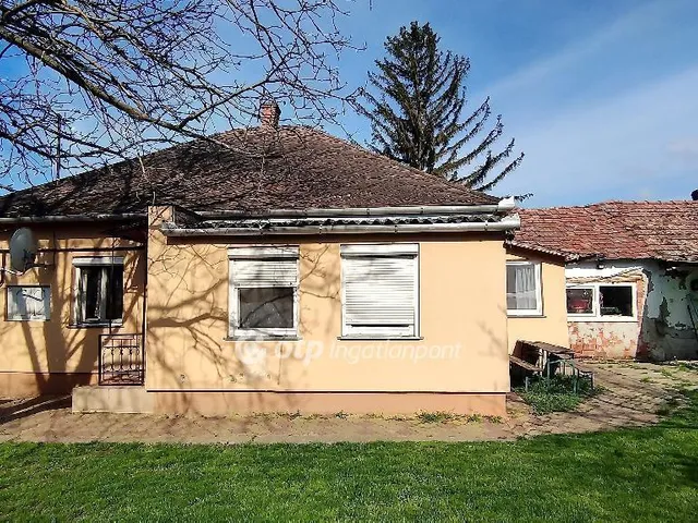 Eladó ház Túrkeve 94 nm