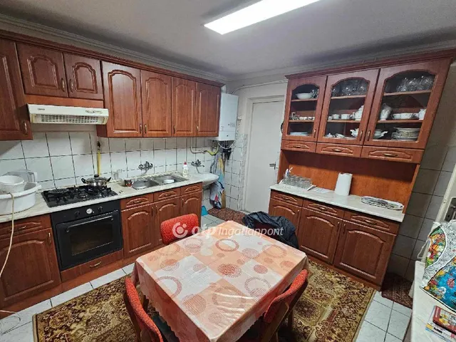 Eladó ház Zagyvarékas 180 nm