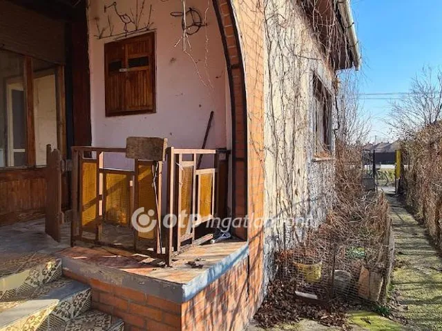 Eladó ház Szászberek 75 nm