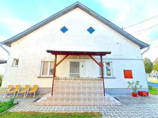 Eladó ház Szolnok 86 nm