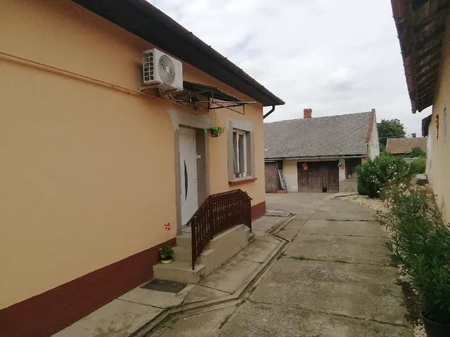 Eladó ház Kisújszállás 725 nm