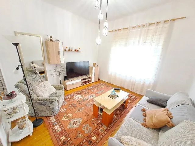 Eladó ház Abony 81 nm