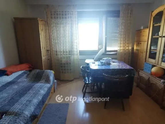 Eladó lakás Cegléd 34 nm