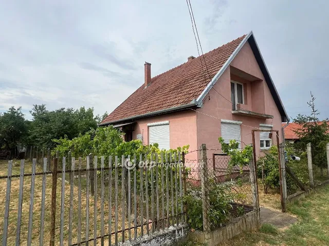 Eladó ház Tápiógyörgye 66 nm