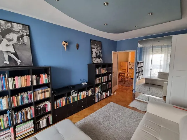 Eladó lakás Szolnok, Széchenyi-lakótelep 54 nm