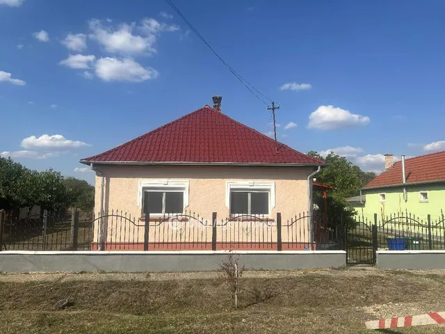 Eladó ház Tápiógyörgye 70 nm