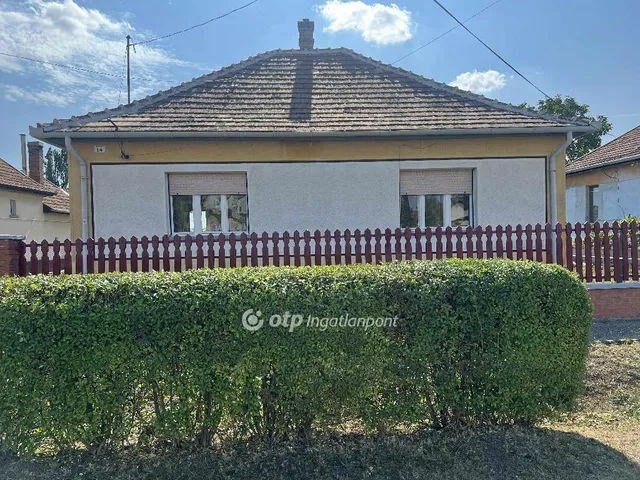 Eladó ház Tápiógyörgye 70 nm