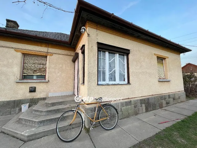 Eladó ház Tápiógyörgye 95 nm