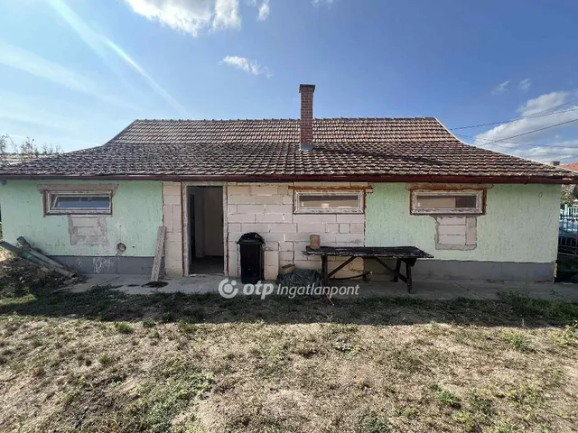 Eladó ház Tápiószele 67 nm