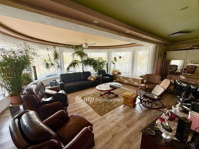 Eladó ház Kecskemét, Úrihegy 135 nm