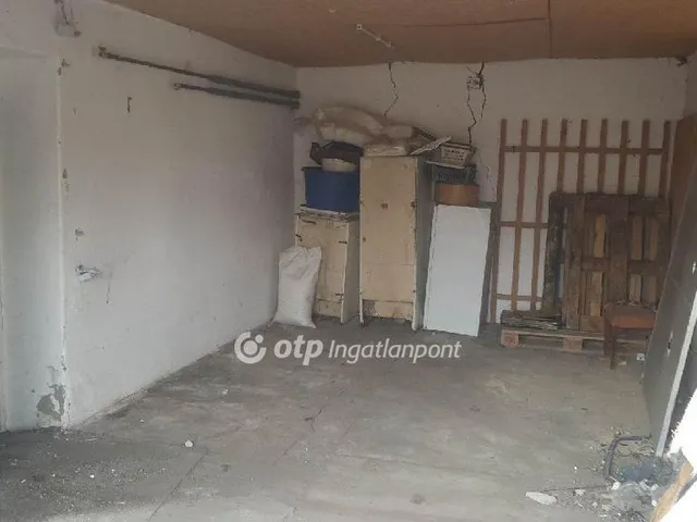 Eladó ház Tiszanána 160 nm