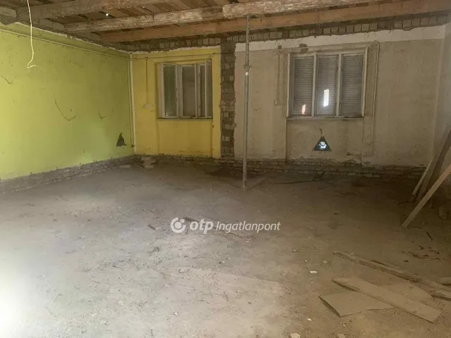 Eladó ház Kőröstetétlen 93 nm