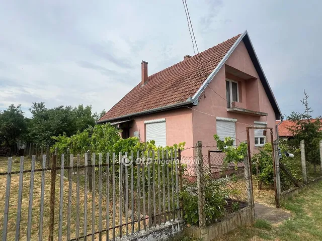 Eladó ház Tápiógyörgye 66 nm
