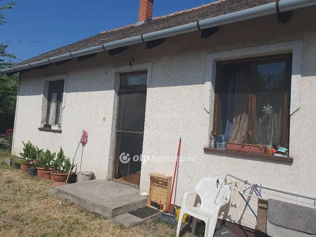 Eladó ház Cegléd 65 nm