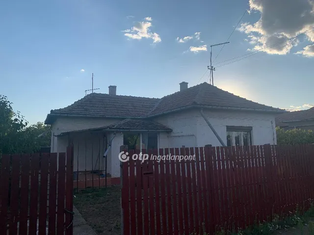 Eladó ház Törökszentmiklós 61 nm