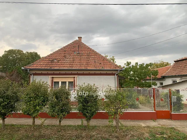 Eladó ház Ceglédbercel 80 nm