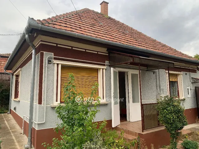 Eladó ház Ceglédbercel 80 nm