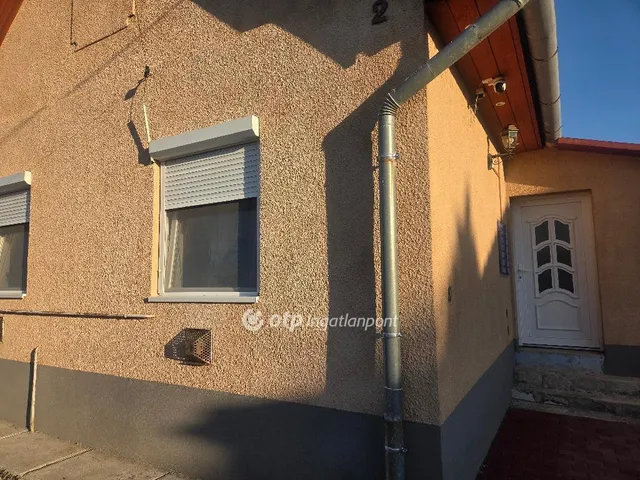 Eladó ház Tiszapüspöki 141 nm