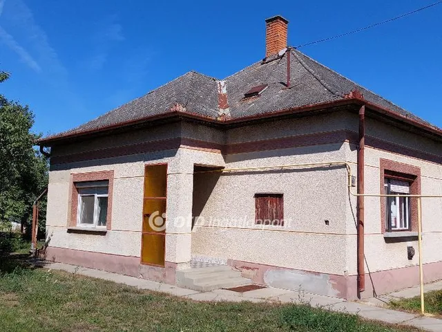 Eladó ház Kisújszállás 74 nm