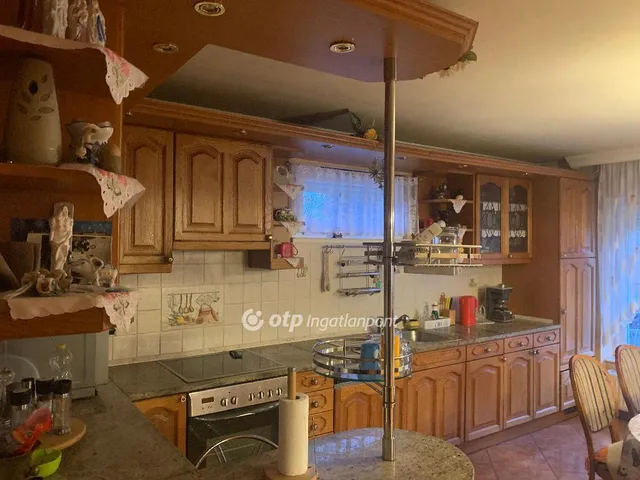 Eladó ház Abony 150 nm