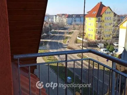 Eladó lakás Szolnok 85 nm