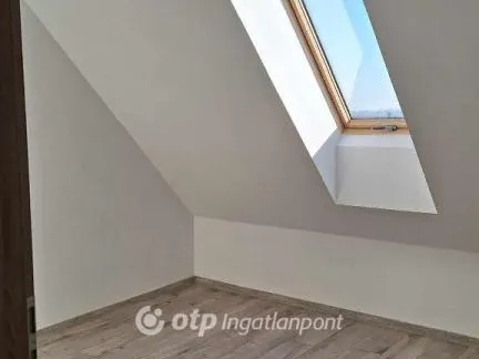 Eladó lakás Szolnok 85 nm