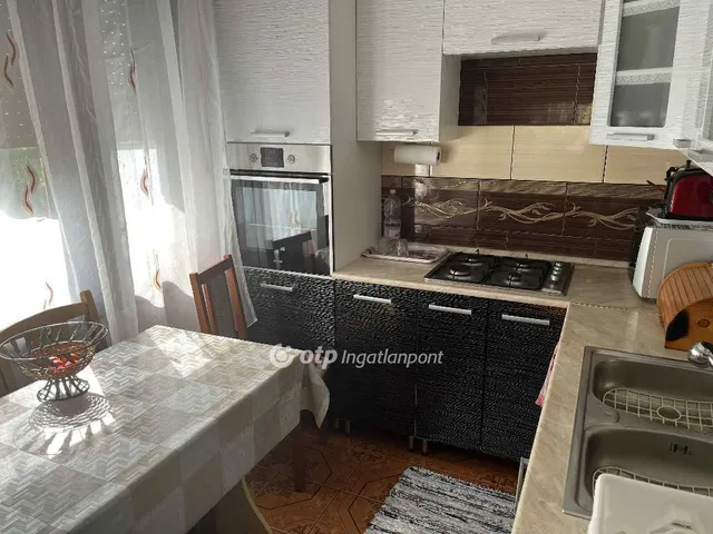 Eladó ház Abony 146 nm