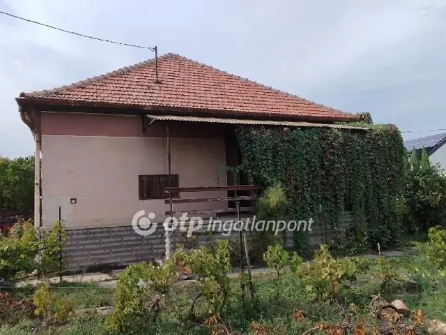 Eladó ház Jászberény 103 nm