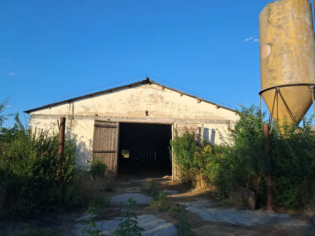 Eladó mezőgazdasági ingatlan Besenyszög 40200 nm