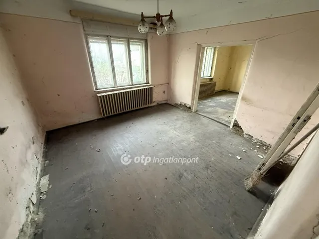 Eladó ház Tiszakécske 79 nm