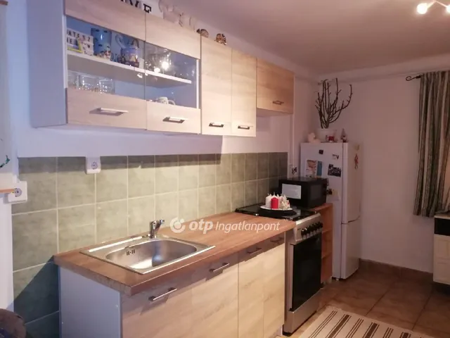 Eladó ház Tiszakécske 51 nm