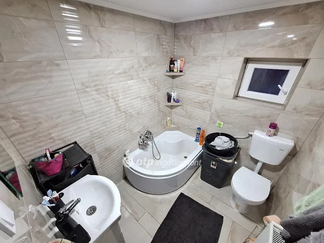 Eladó ház Tiszakécske 53 nm