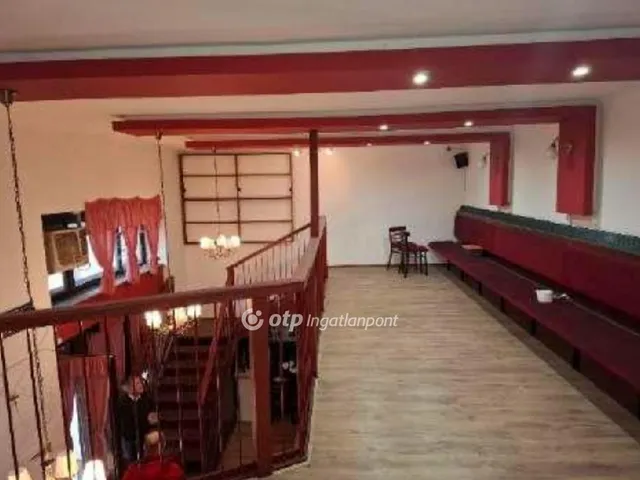 Eladó kereskedelmi és ipari ingatlan Budapest IX. kerület 132 nm