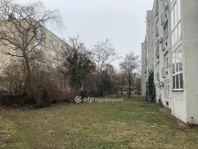 Eladó lakás Szolnok 42 nm