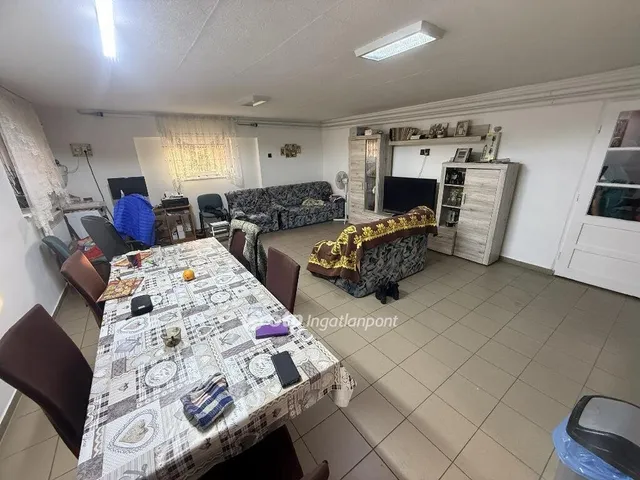 Eladó ház Tiszakécske 172 nm