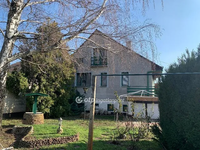 Eladó ház Szolnok 200 nm