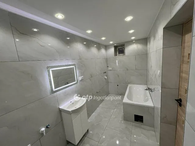 Eladó ház Tápiószele 75 nm