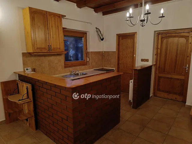 Eladó lakás Solymár 90 nm