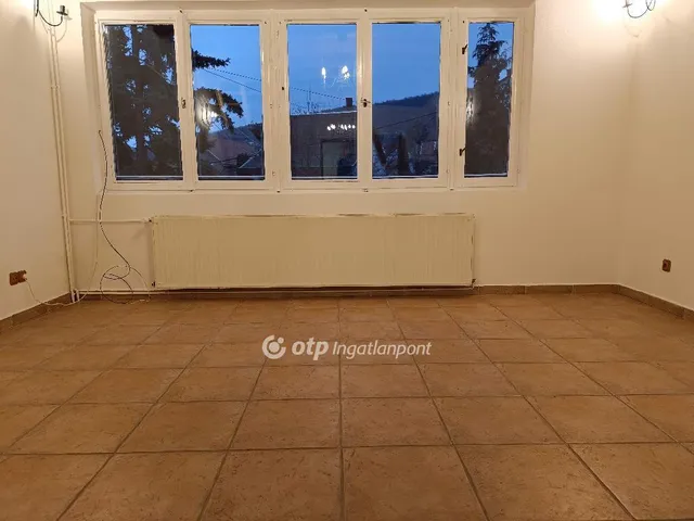 Eladó lakás Solymár 90 nm