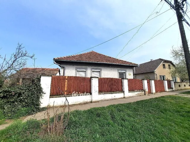 Eladó ház Abony 98 nm